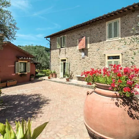 Borgo Della Limonaia-1 By Interhome